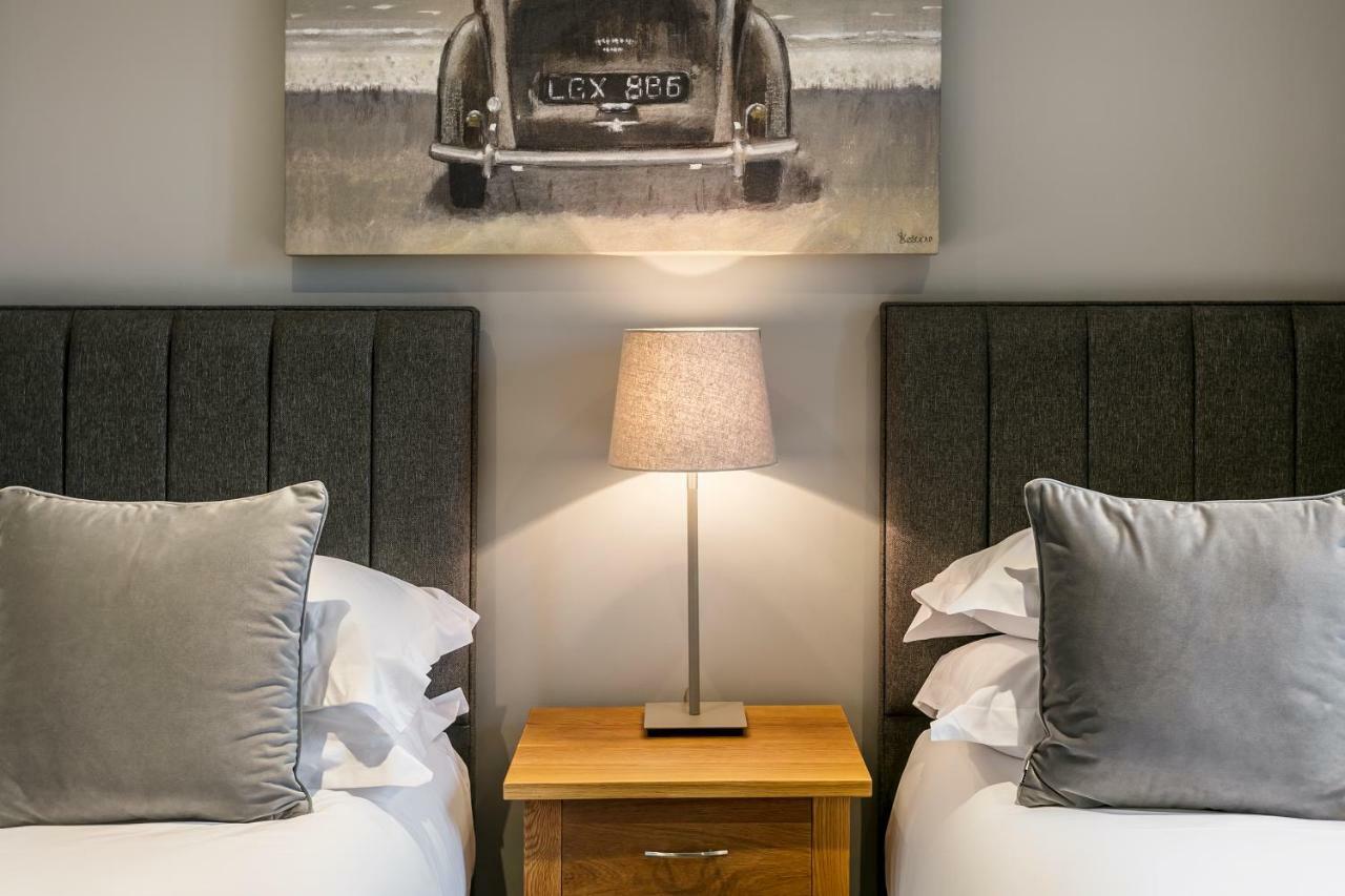 The Lodge @ Carus Green Kendal Ngoại thất bức ảnh
